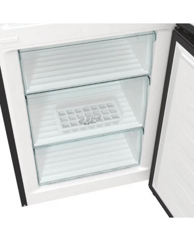 SHOP24-Refrigerateur-Hisense-combiné-nofrost-318-litres-Noir-RD-41WC4SB SHOP24-Refrigerateur-Hisense-combiné-nofrost-318-litres-Noir-RD-41WC4SB